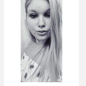 Meet your Posher, Karleigh